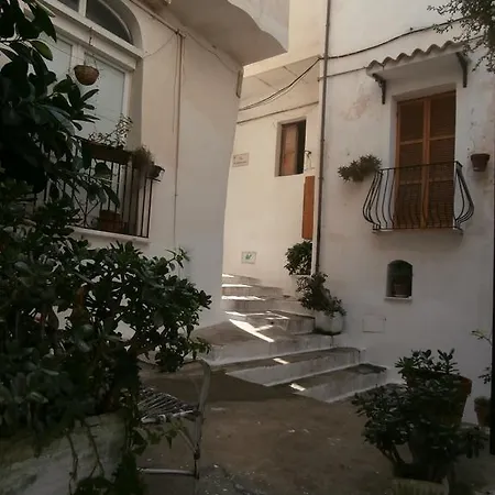 La Piazzetta E Il Mare Apartament