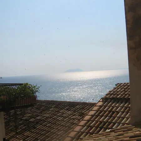 La Piazzetta E Il Mare * Sperlonga