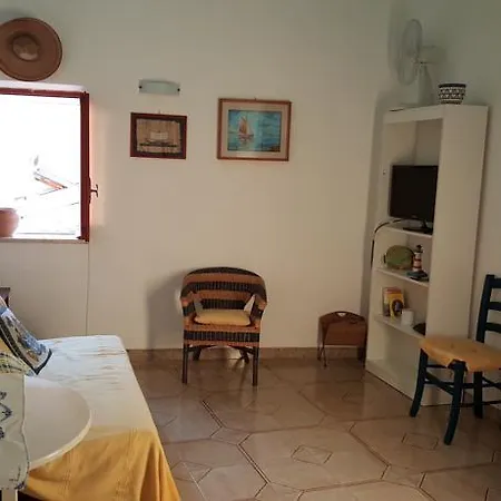 La Piazzetta E Il Mare Apartament *